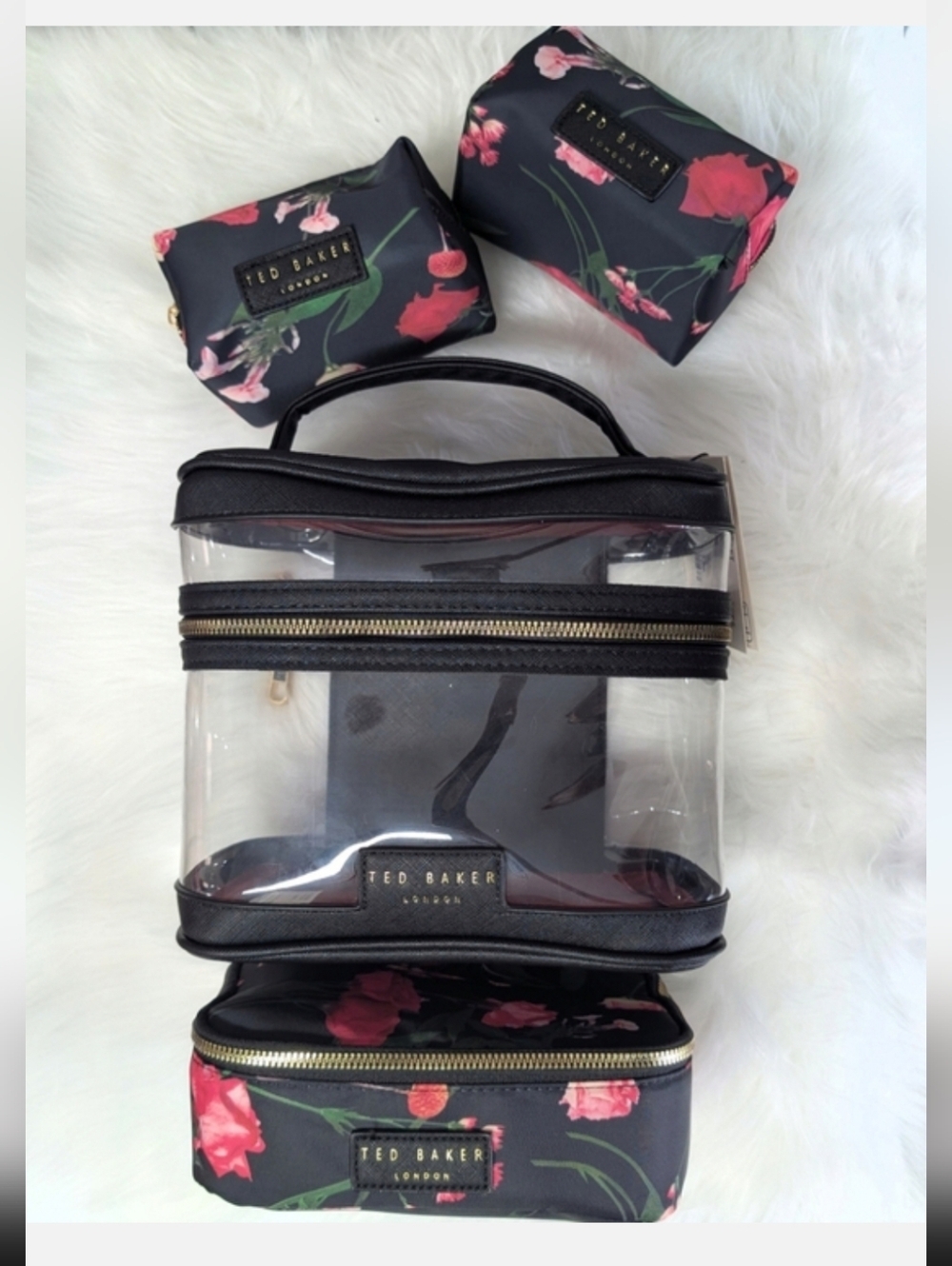 NWT Ted Baker 4 piece Scattered Bouquet Printed Cosmetic Set